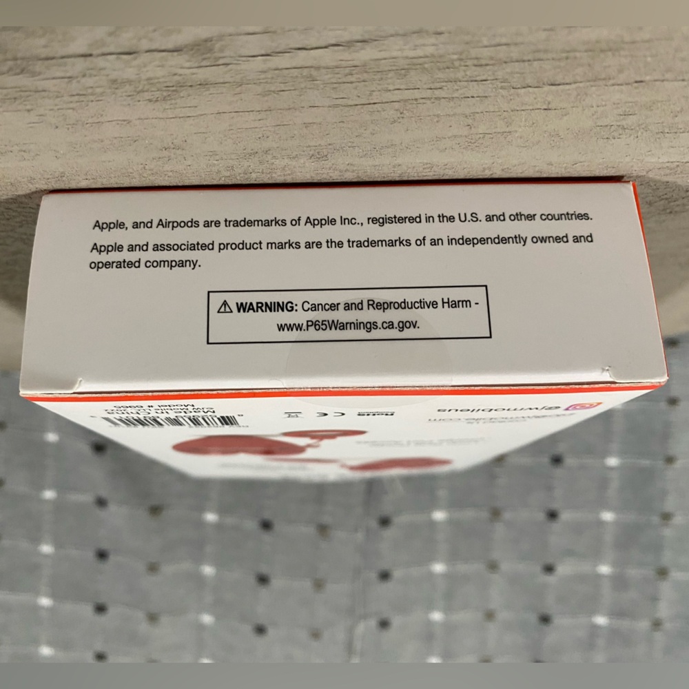 NEW Primo Apple AirPods 1&2 Protective
Case Red Heart Shock Absorbing Silicone - Picture 7 of 9